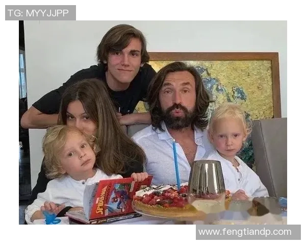 足球明星背后的传奇故事与令人羡慕的成功人生